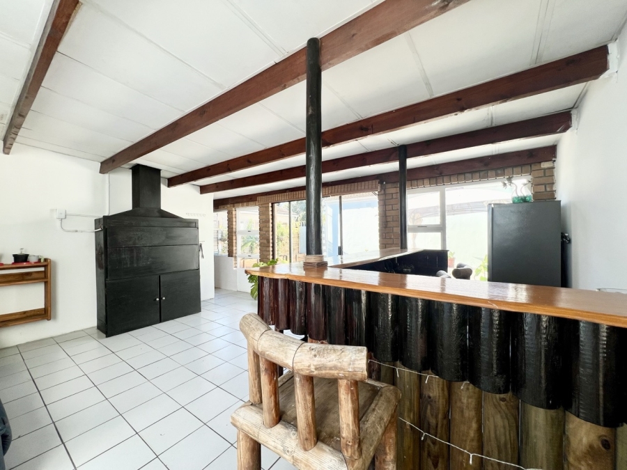 4 Bedroom Property for Sale in Table View Western Cape